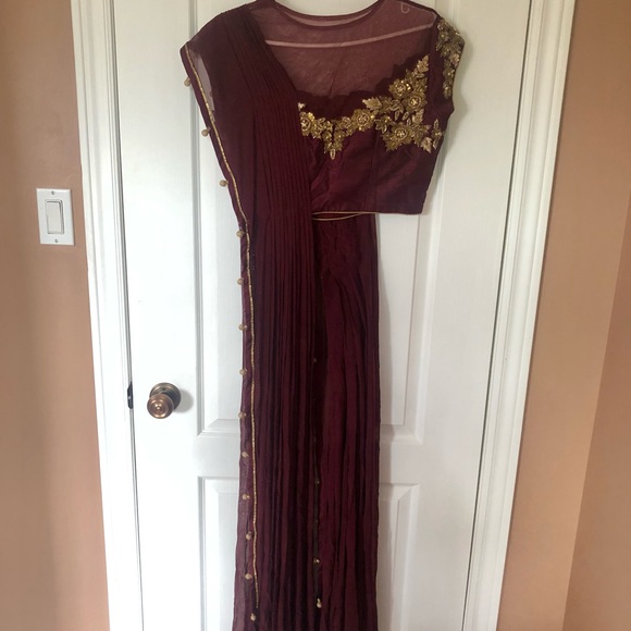 Maroon and Brown Lehenga with heavy skirt - Picture 7 of 8